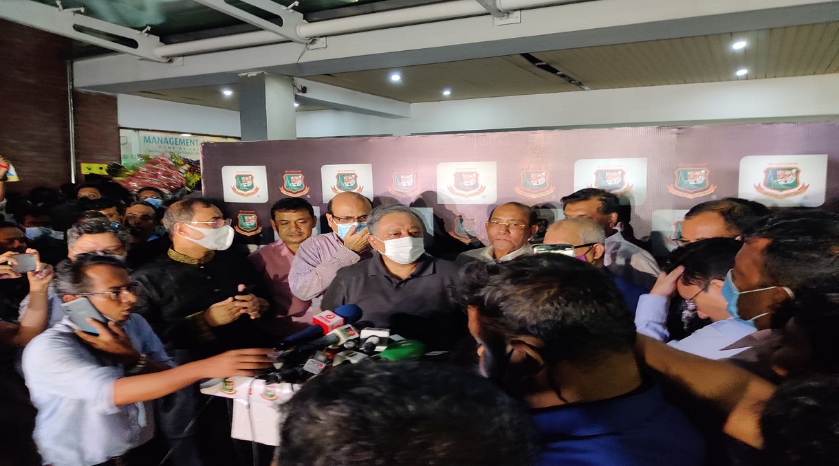 আমি ভোটার হলে নিজেই ঝামেলায় পড়ে যেতাম: পাপন