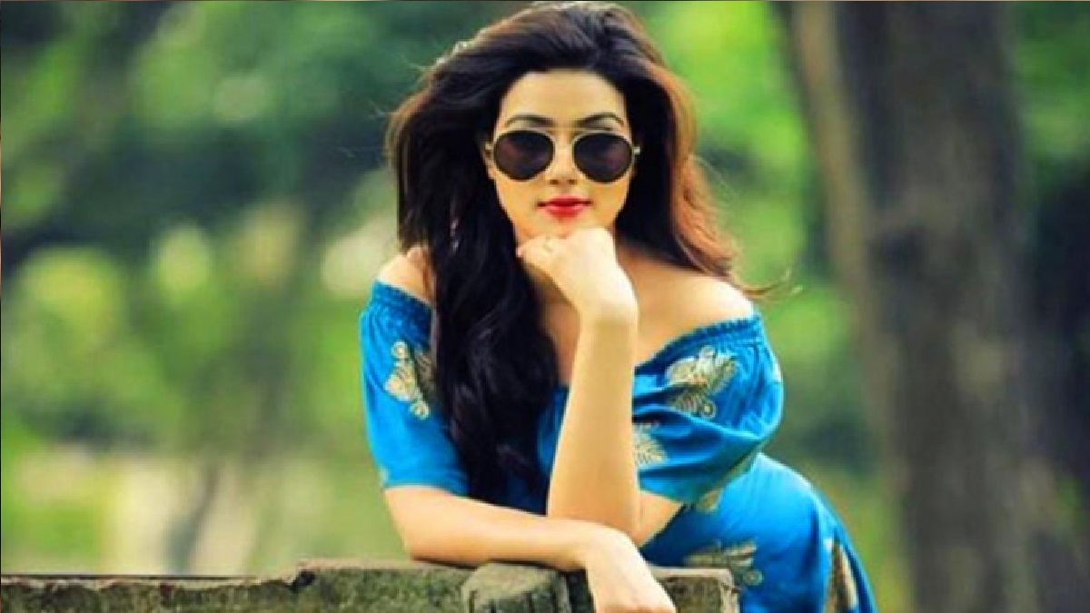 বিয়ের পরেও চিঠিওয়ালার প্রেম খুঁজছেন মাহি