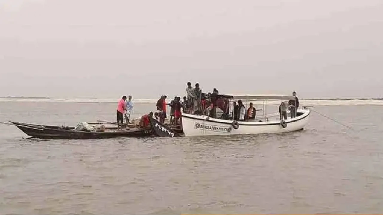 পদ্মায় নৌকাডুবিতে আরও ১ জনের লাশ উদ্ধার, এখনও নিখোঁজ ৪