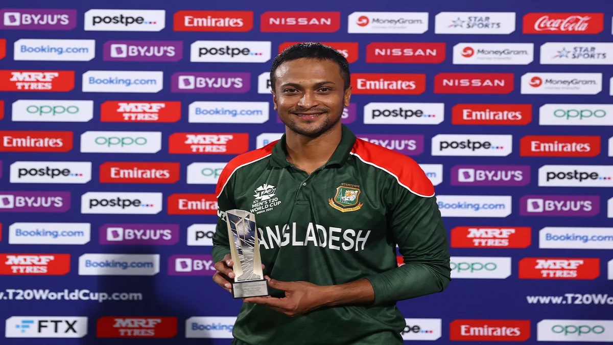 যেভাবে বাংলাদেশকে ম্যাচে ফিরিয়েছেন সাকিব