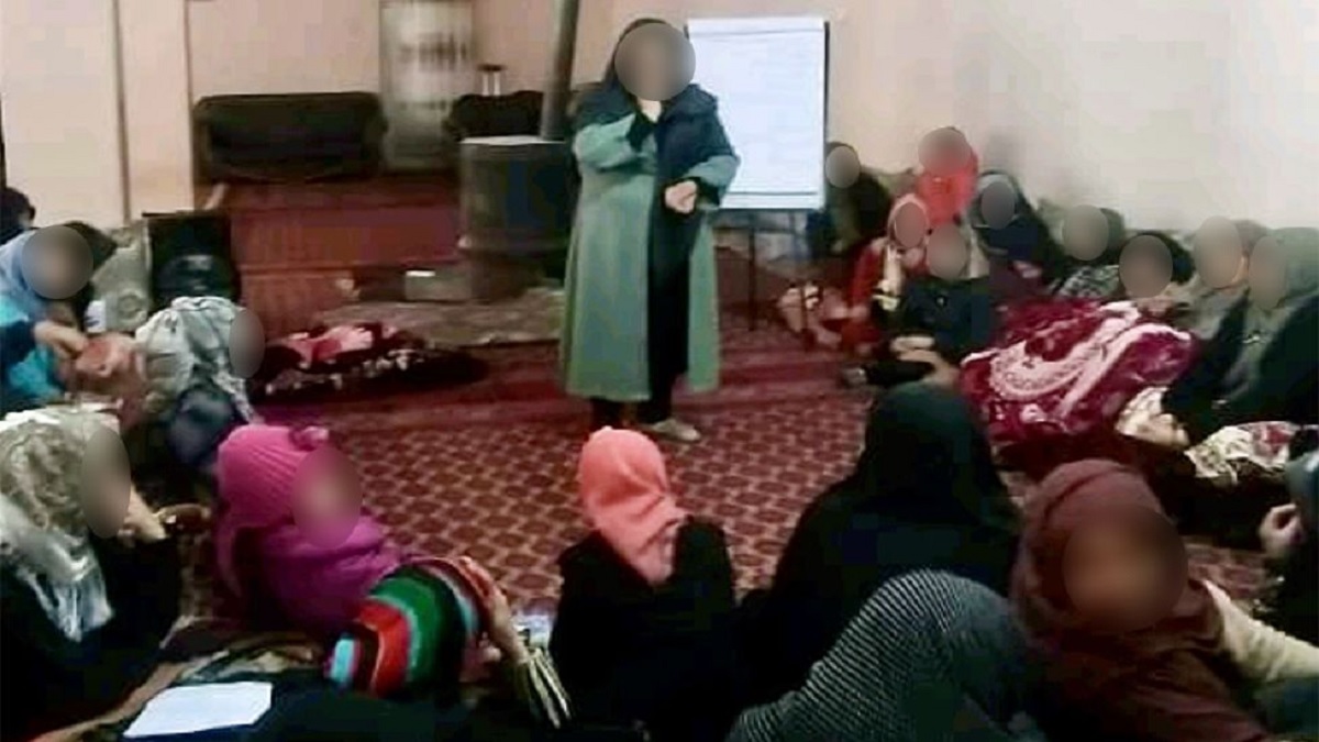 তালেবান আতঙ্কে আত্মগোপনে ২৩০ নারী আইনজীবী