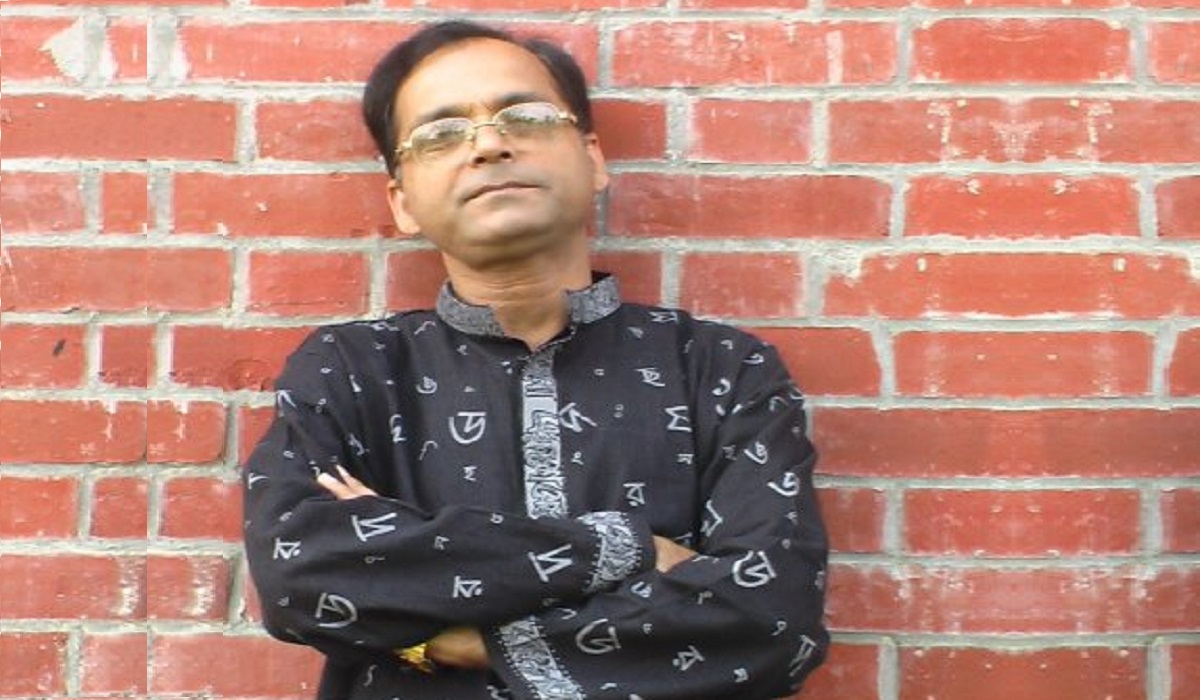 শিক্ষক ও নাট্যকার আফসার আহমেদ মারা গেছেন