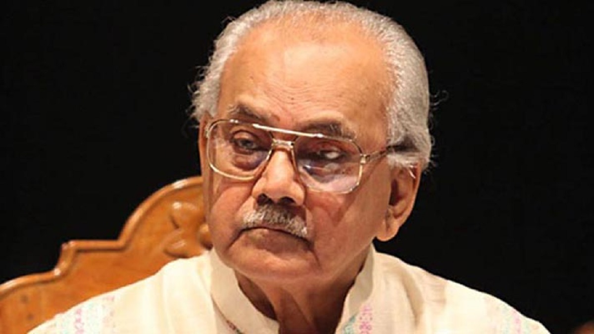 এ কে খন্দকার আইসিইউতে