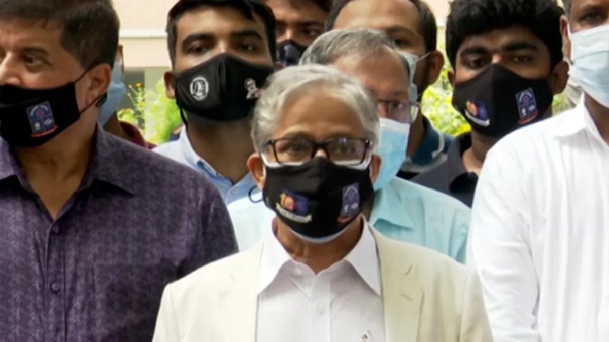 ঢাবি শিক্ষার্থীরা ক্যাম্পাসেই পাবেন জাতীয় পরিচয়পত্র