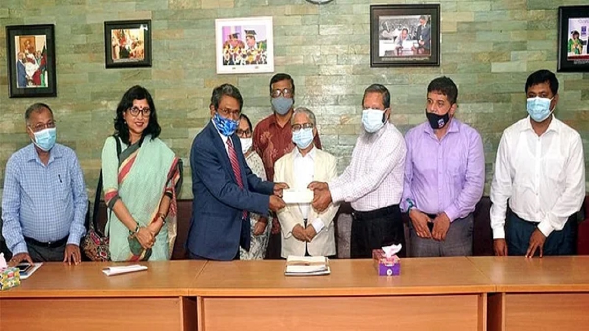 ঢাবিতে ‘আলী রীয়াজ স্নাতকোত্তর গবেষণা পুরস্কার ট্রাস্ট ফান্ড’ গঠন