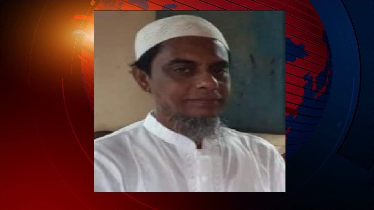 প্রধান শিক্ষকের চাকরি ছেড়েও মেলেনি নৌকার মনোনয়ন