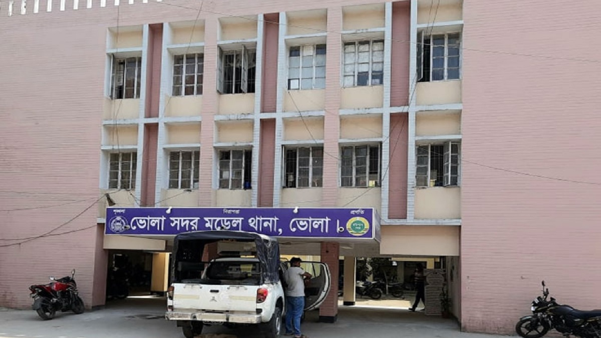 ভোলায় ছুরিকাঘাতে দোকান মালিকের মৃত্যু