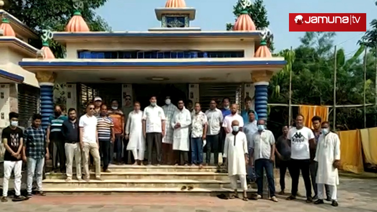 কুমিল্লায় ক্ষতিগ্রস্ত মণ্ডপ পরিদর্শনে বিএনপি নেতৃবৃন্দ