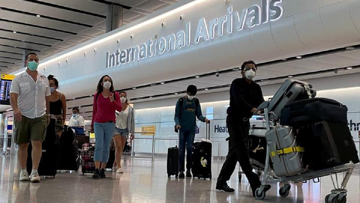 যুক্তরাজ্য ফেরত যাত্রীদের প্রতি কঠোর হলো ভারত