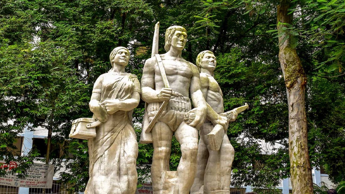 ঢাবির চিকিৎসাকেন্দ্রে ভর্তি পরীক্ষা দিলো করোনা আক্রান্ত শিক্ষার্থী