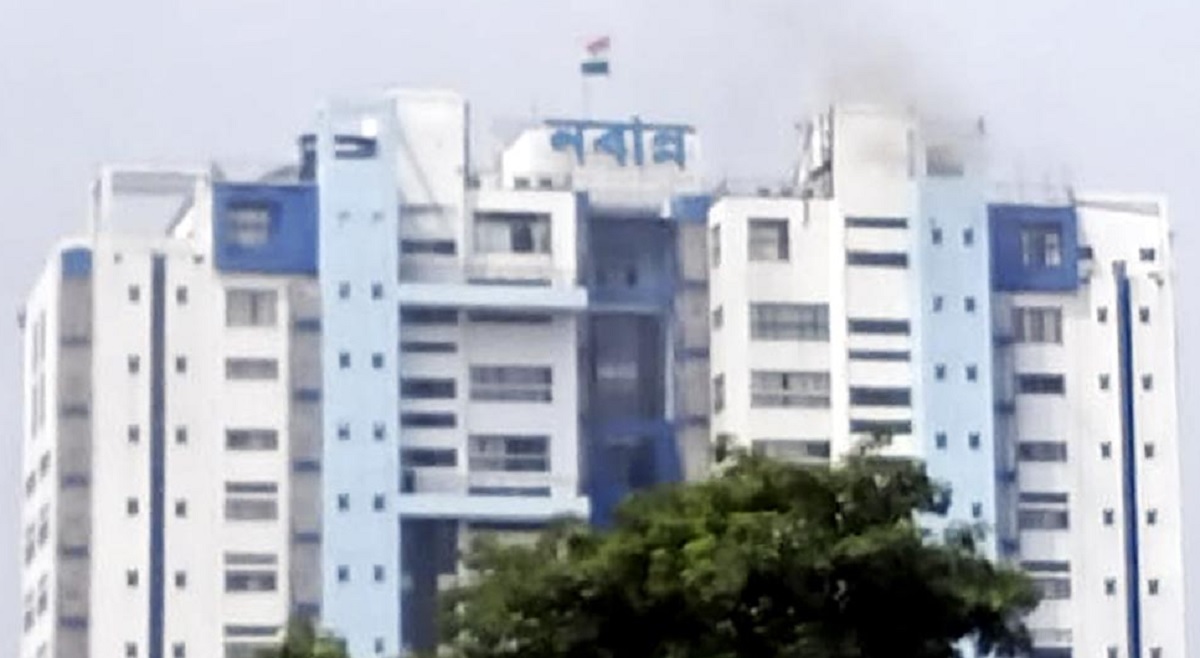 হঠাৎ মমতার কার্যালয়ে আগুন!