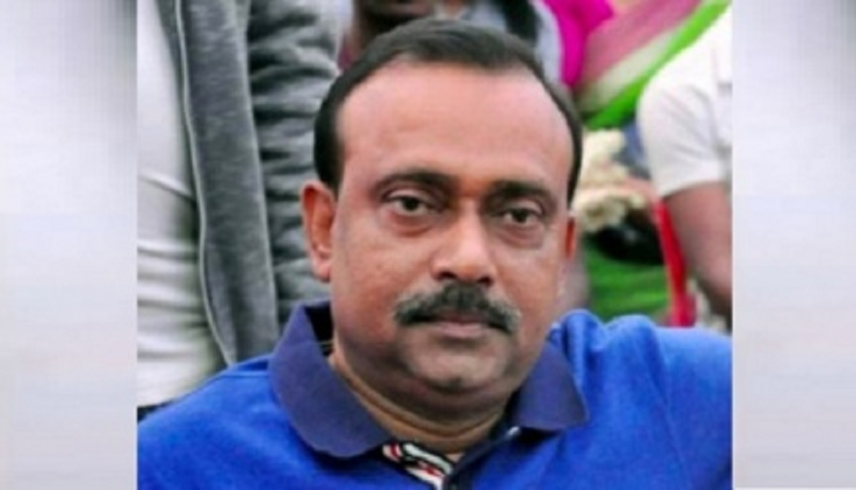 ফরিদপুরে সাবেক স্থানীয় সরকার মন্ত্রীর এপিএস আটক