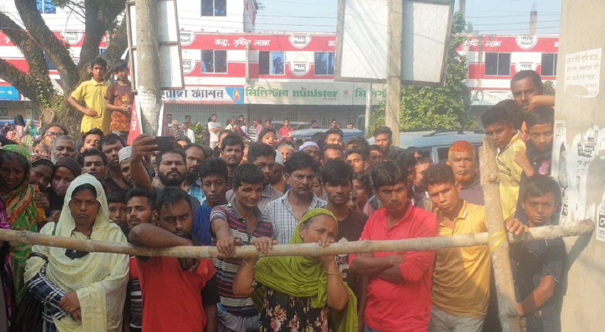 টাঙ্গাইলে গলাকাটা কিশোরীর মরদেহ উদ্ধার, পাশেই ছিল গুরুতর আহত আরেক কিশোর