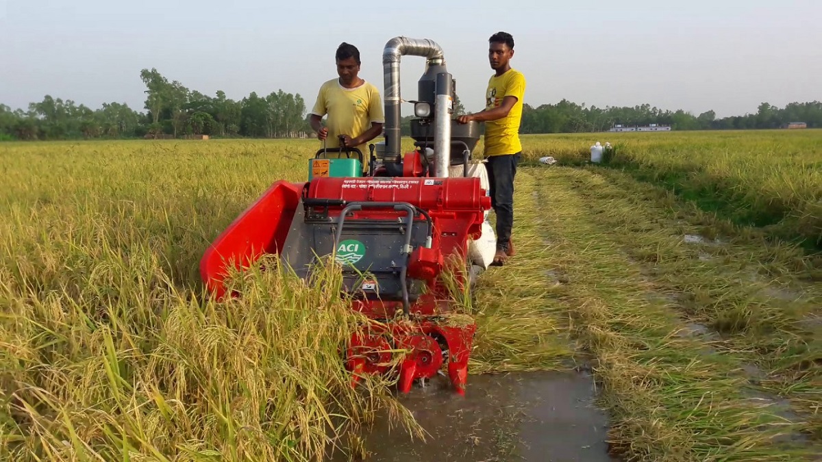 কৃষি উন্নয়নে যন্ত্রীকিকরণের উদ্যোগ নিয়েছে সরকার