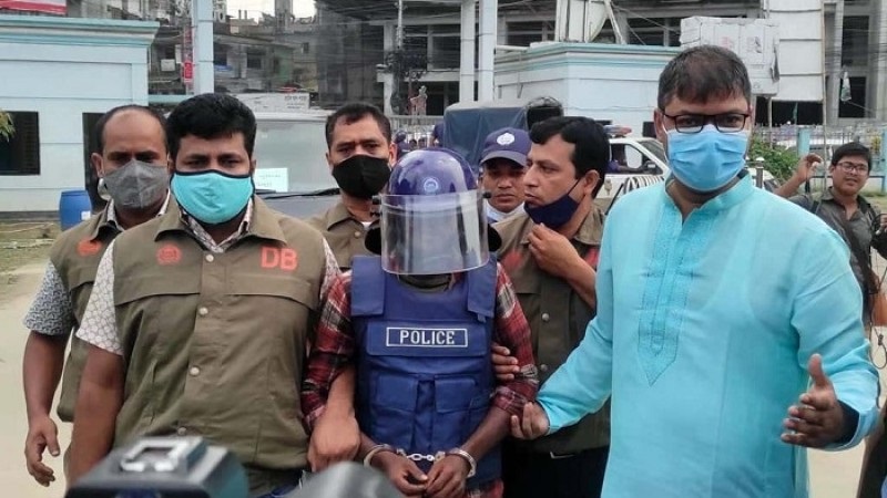 ইকবালকে জিজ্ঞাসাবাদ চলছে এখনও