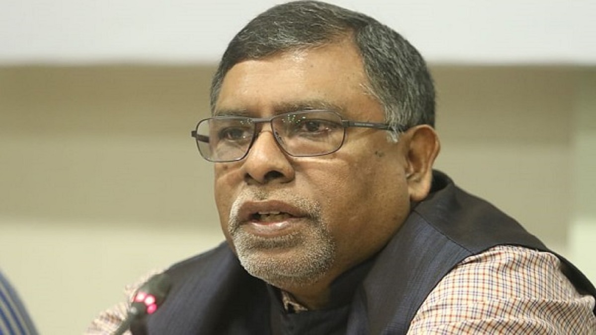 আমরা এখনও লকডাউনের চিন্তা করছি না: স্বাস্থ্যমন্ত্রী