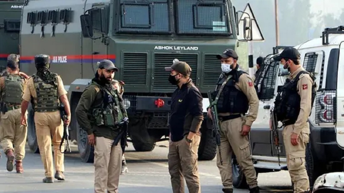 টি-২০ ম্যাচে পাকিস্তানকে সমর্থন, কাশ্মিরে দুই শিক্ষার্থীর বিরুদ্ধে পুলিশি মামলা