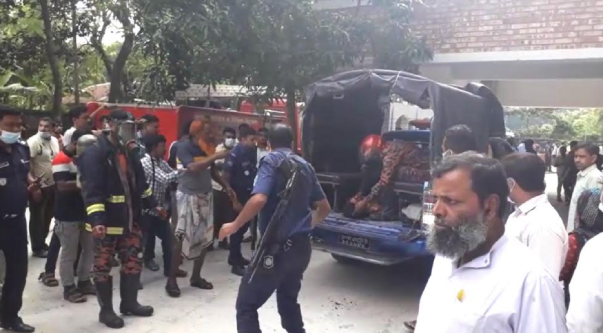 ঝিনাইদহ আদালতের মালখানায় বিস্ফোরণ, নিহত ১