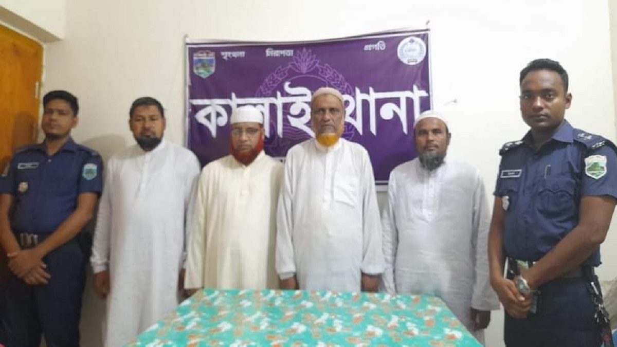 জয়পুরহাট জেলা জামায়াতের আমীরসহ আটক ৪
