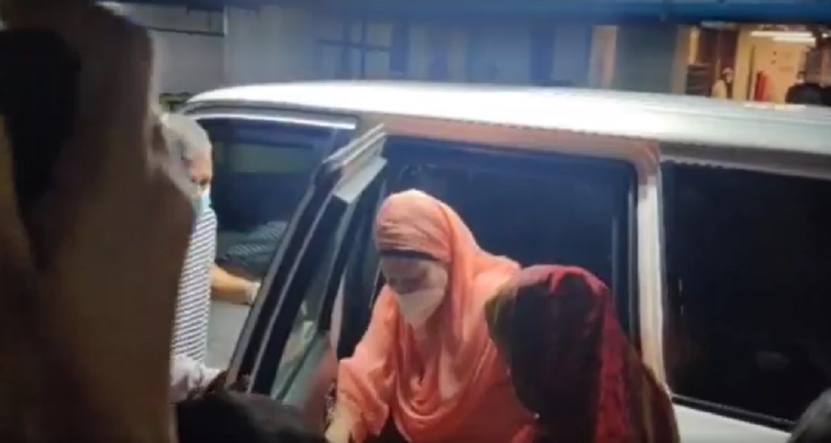 এভারকেয়ার হাসপাতালে ভর্তি হয়েছেন খালেদা জিয়া