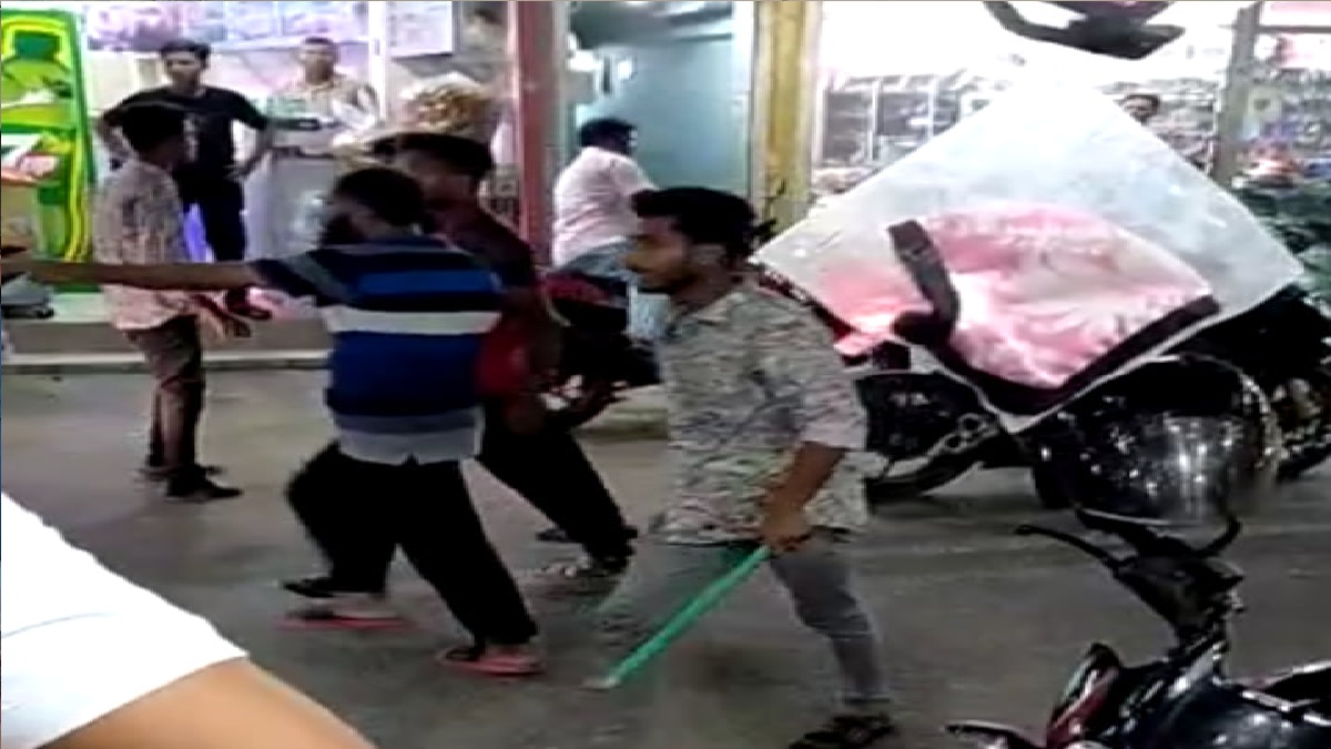 লক্ষ্মীপুরে কিশোর গ্যাং আতঙ্ক