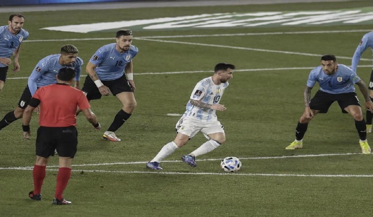 দল হিসেবে উন্নতি করছি আমরা, উরুগুয়েকে হারানোর পর মেসি