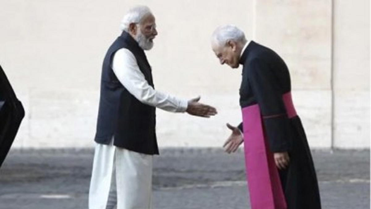 পোপ ফ্রান্সিসের সাথে মোদির বৈঠক