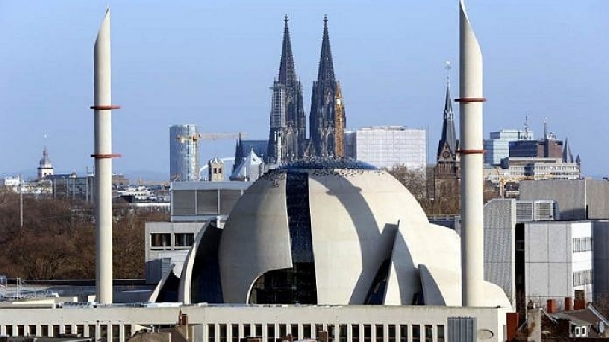 জার্মানির মসজিদে আজান সম্প্রচারের অনুমতি