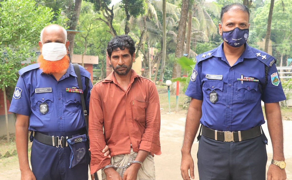 নাটোরে শিশু ধর্ষণের অভিযোগে গ্রেফতার ১