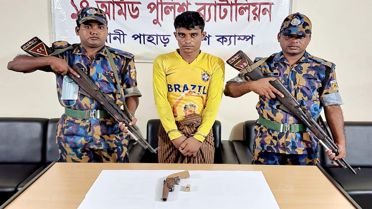 মুহিবুল্লাহ হত্যা: গ্রেফতার আজিজুলের স্বীকারোক্তিমূলক জবানবন্দি