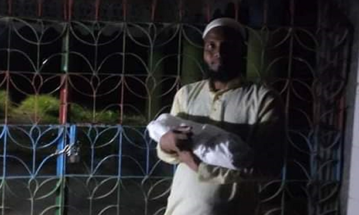 কবরস্থান নিয়ে দুই গ্রামবাসীর দ্বন্দ্ব, নবজাতকের মরদেহ দাফনে বাধা