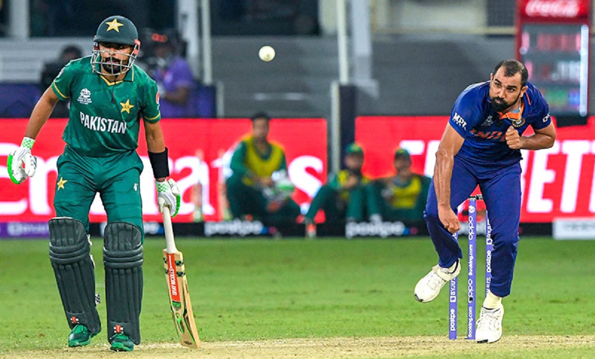 হারের পর শামিকে ‘পাকিস্তানি’ বলে গালি ভারতীয় সমর্থকদের