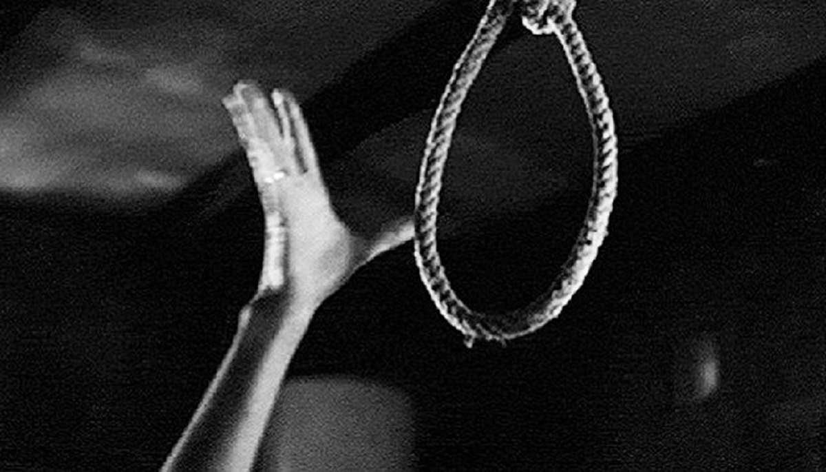 আখাউড়ায় গলায় ফাঁস দিয়ে মাদ্রাসা ছাত্রের আত্মহত্যা