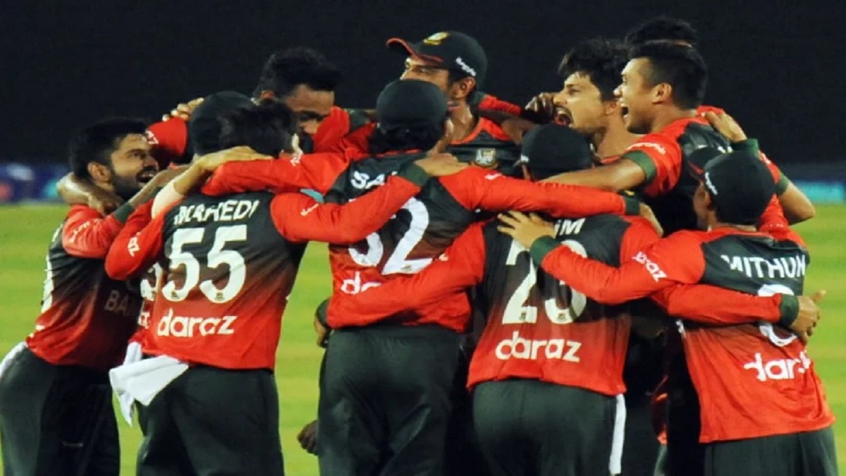 দোয়া চাইলেন রিয়াদ, যথা সময়েই ঢাকা ছাড়ছেন টাইগাররা