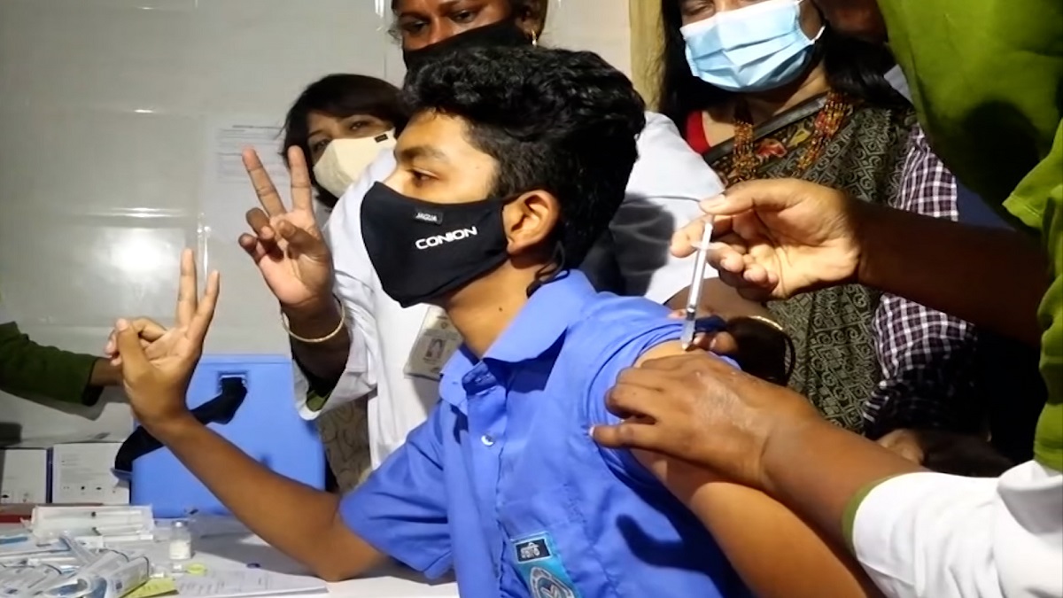 করোনার টিকা নেয়া শিশুরা কেমন আছে?