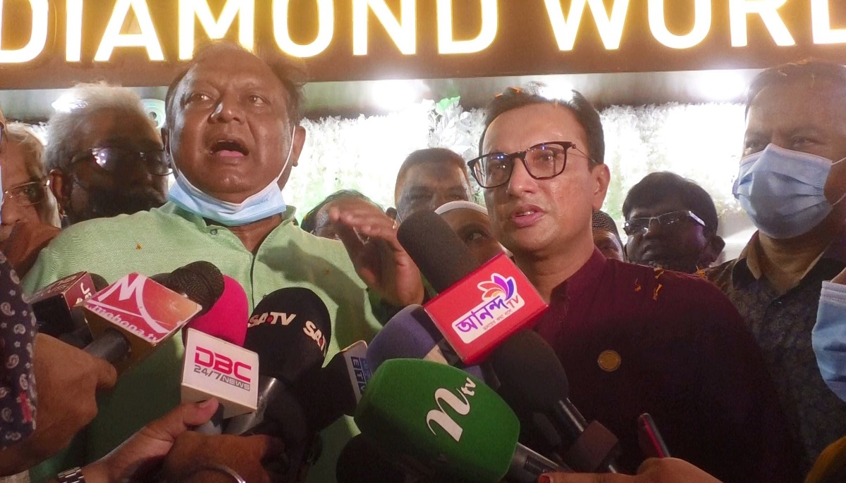 ‘কম মূল্যে পণ্য কেনার সময়তো সরকারকে জানায়নি, তাই সরকার দায় নিবে না’