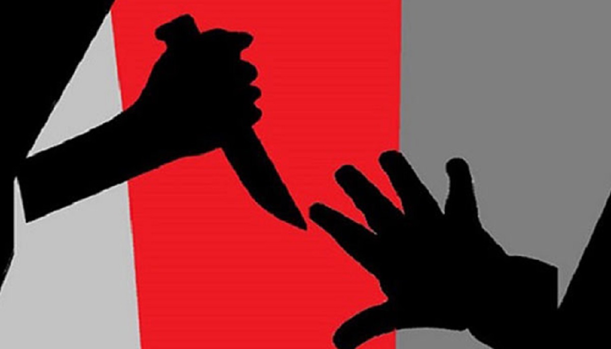 স্বামীকে কুপিয়ে কয়েক টুকরা করলো স্ত্রী