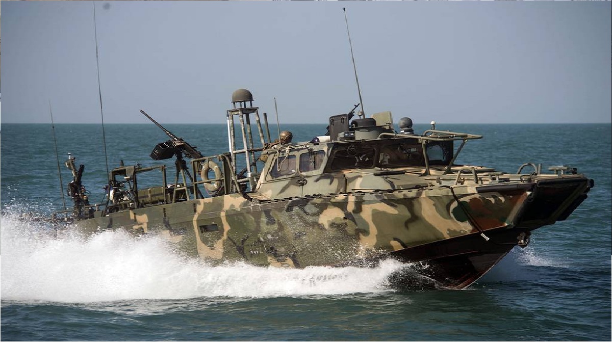 মার্কিন নৌবাহিনীর সাথে মুখোমুখি সংঘর্ষে ৯ ইরানি সেনা নিহত