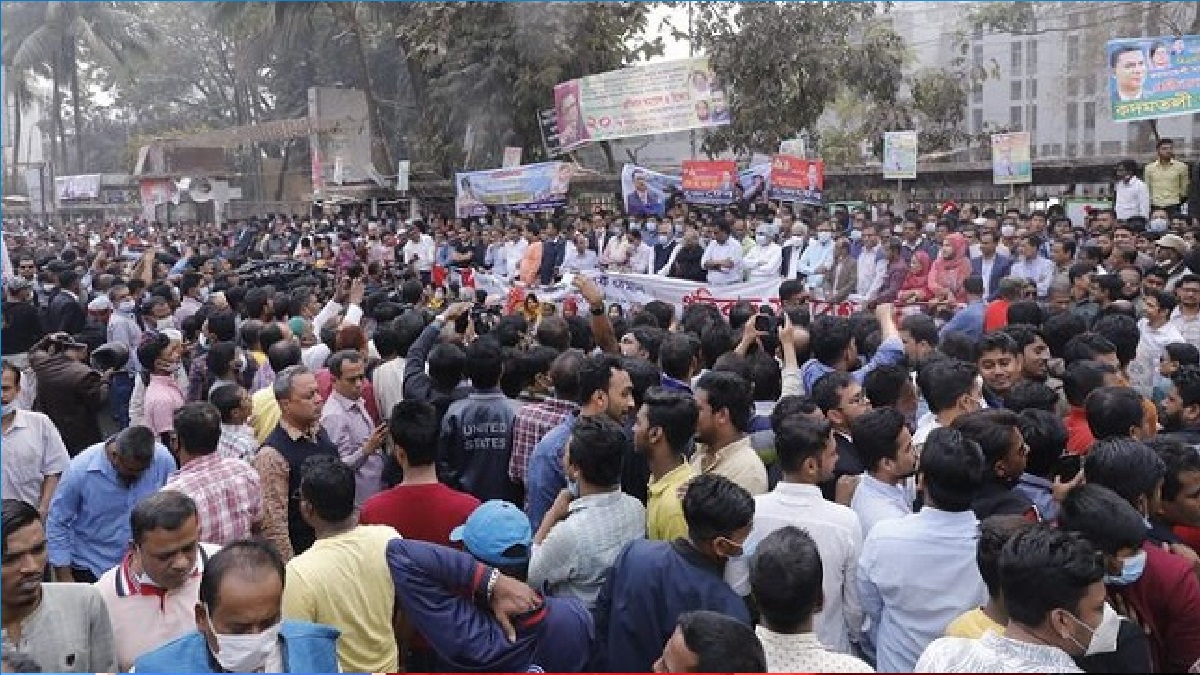 খালেদা জিয়ার মুক্তির দাবিতে বিএনপির দেশব্যাপী সমাবেশ