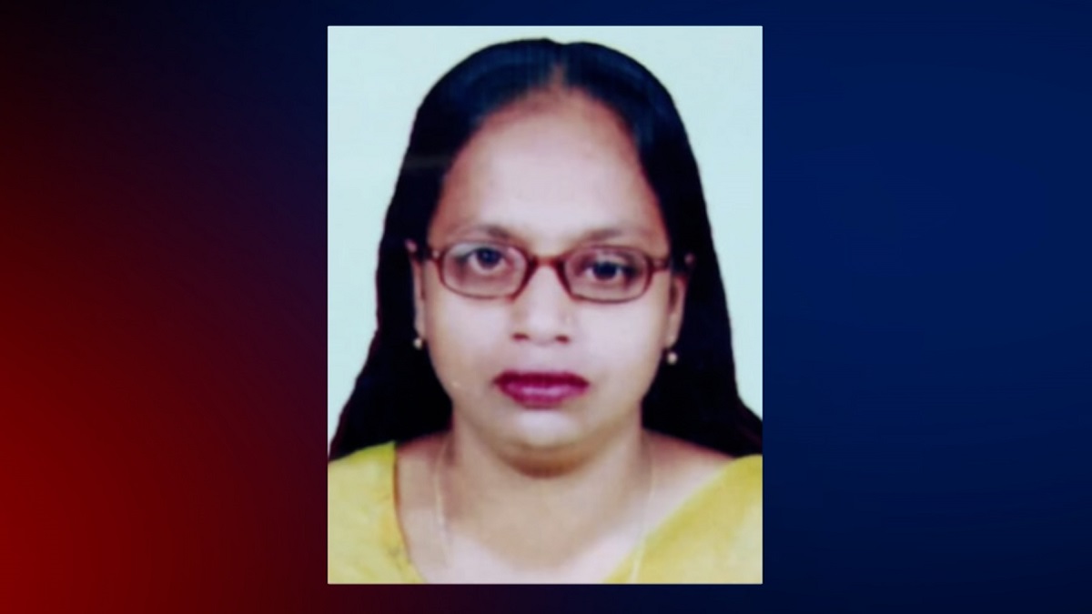 জমি নিয়ে বিরোধের জেরে ঢাকায় নারীকে কুপিয়ে হত্যা