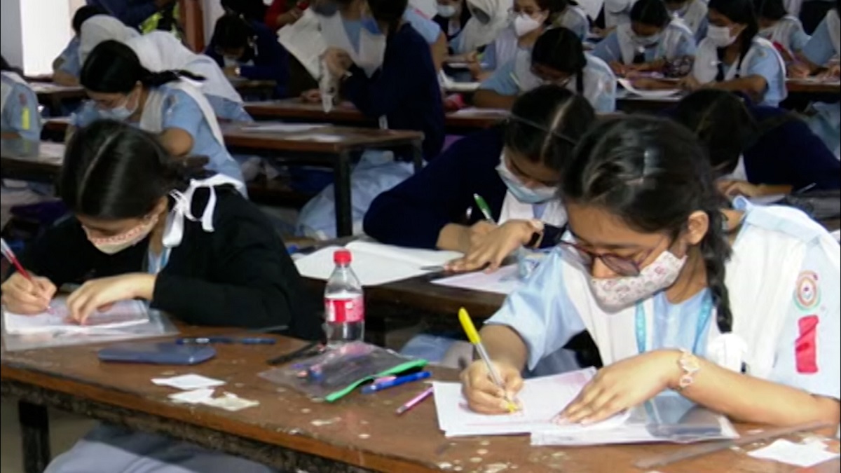 ইতিহাস ও হিসাববিজ্ঞান পরীক্ষা আজ