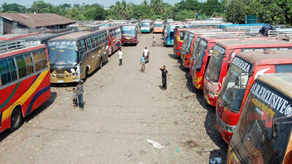 পরিবহন ধর্মঘটে নাজেহাল গোটা দেশ; বন্দরের স্থবিরতায় ক্ষতির আশঙ্কা
