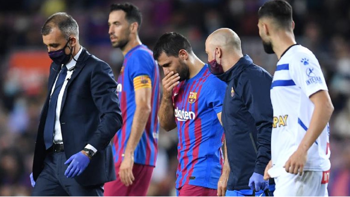 তিন মাসের জন্য মাঠের বাইরে আগুয়েরো