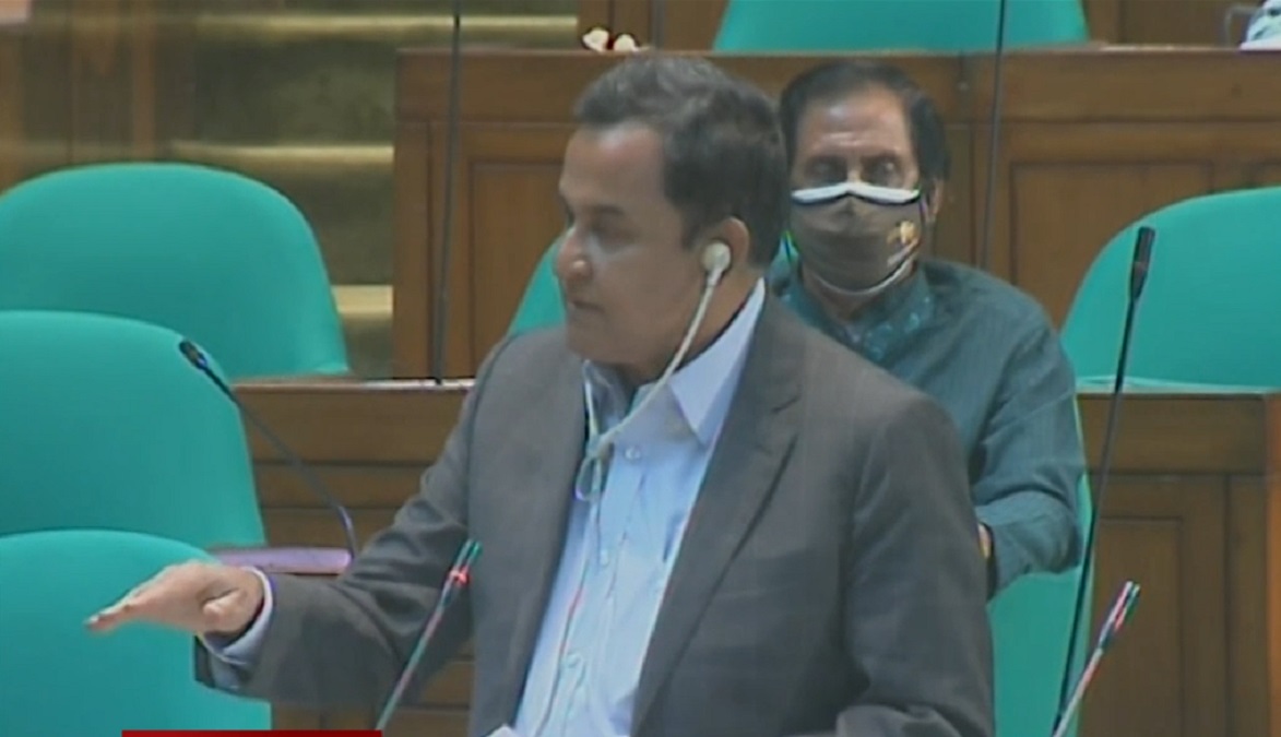 বিরোধী দলের কাছে টাকা পাচারকারীদের তালিকা চাইলেন অর্থমন্ত্রী