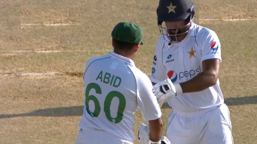 আবিদ-শফিকের ব্যাটে চতুর্থ দিন শেষে জয়ের পথে পাকিস্তান