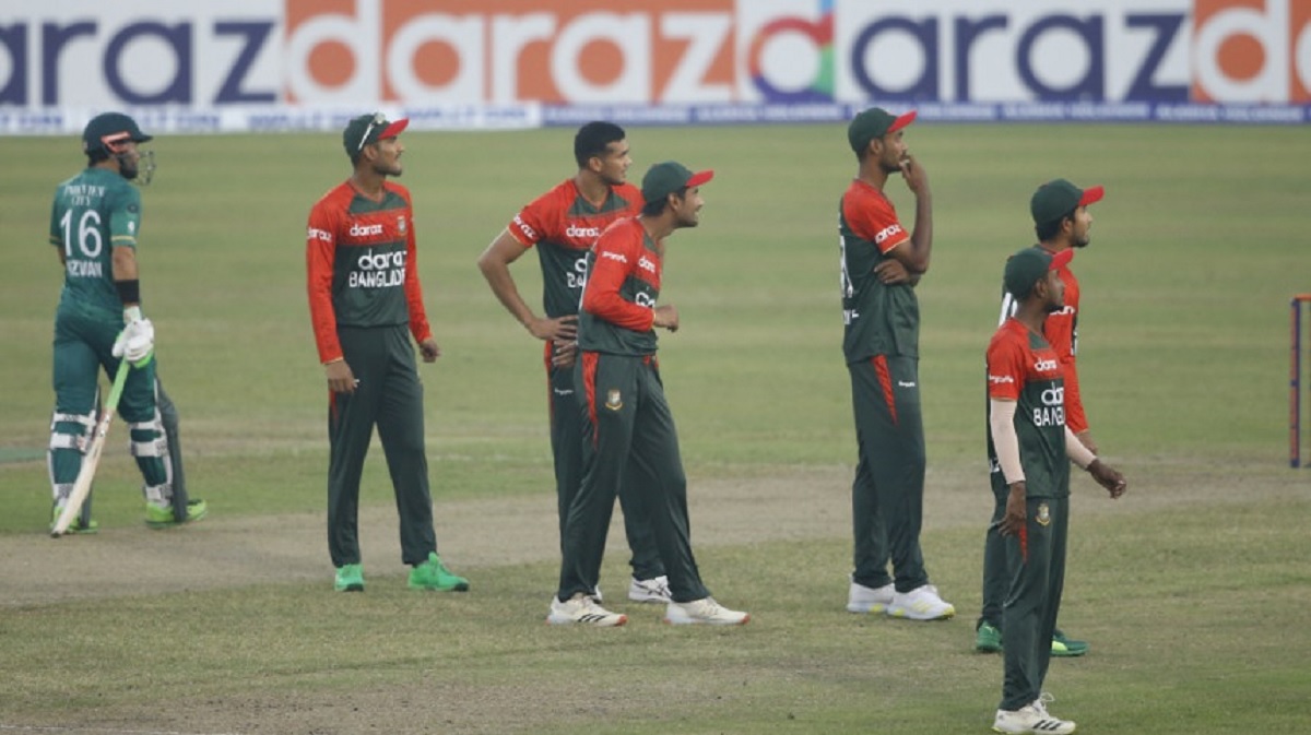 হোয়াইটওয়াশের লজ্জা এড়াতে পারবে কি বাংলাদেশ?