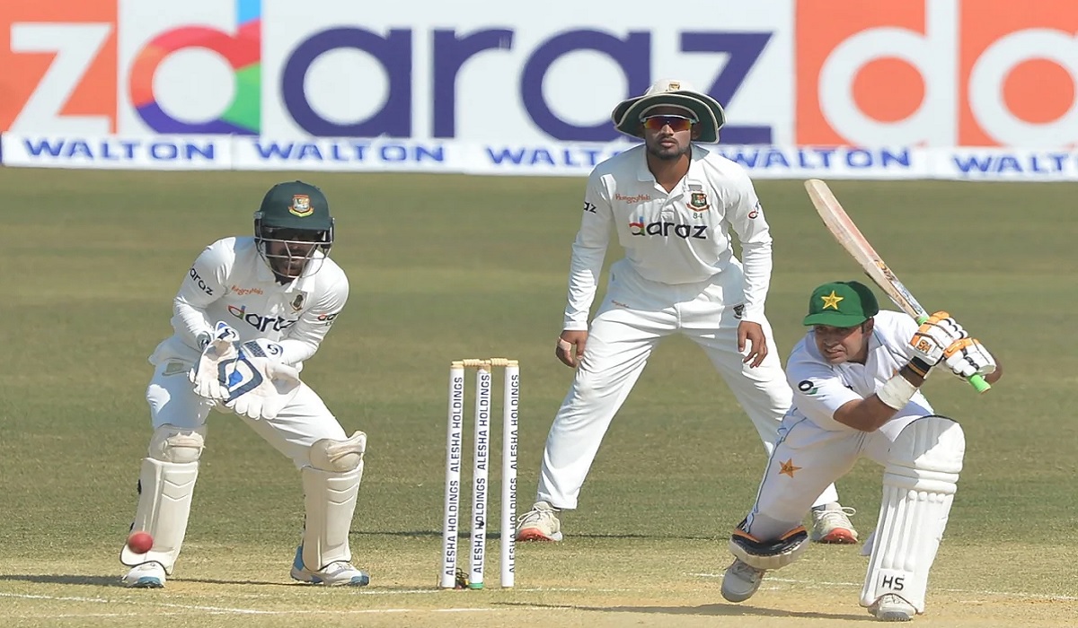 বাংলাদেশকে ৮ উইকেটে হারালো পাকিস্তান