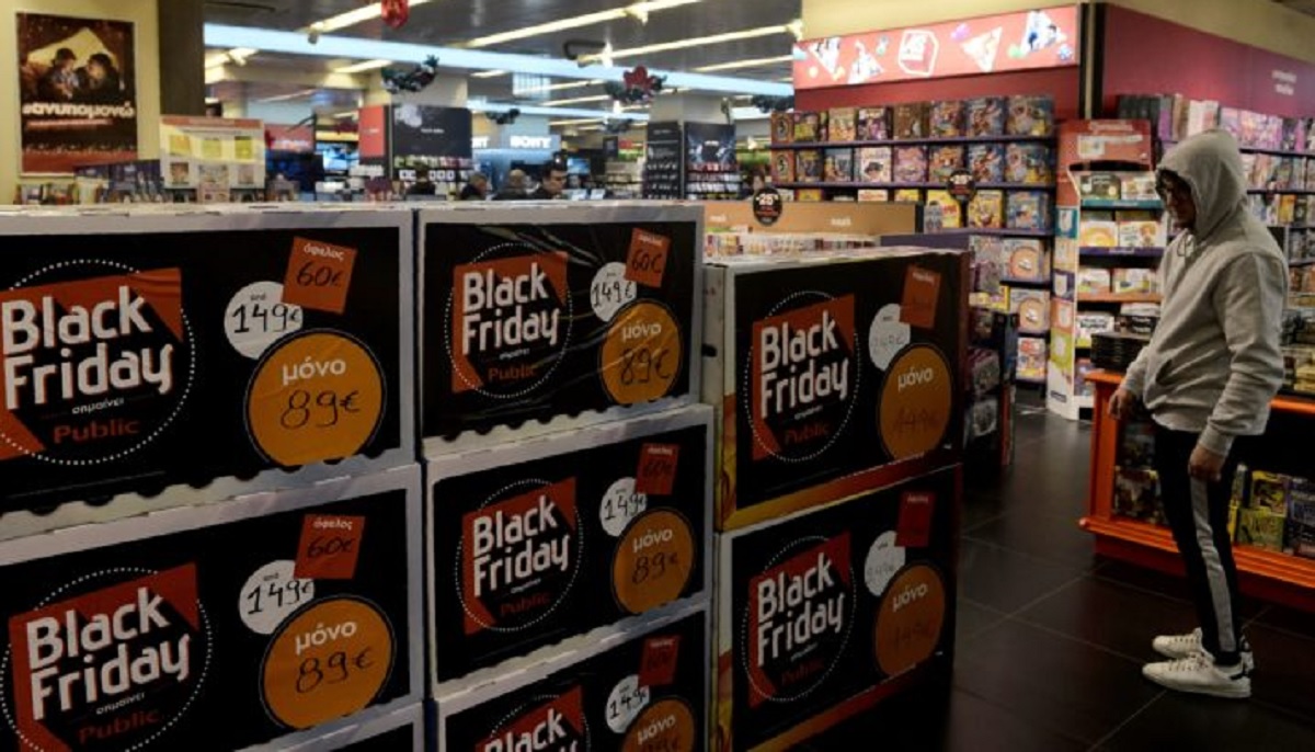 নিষ্প্রাণ কাটলো পশ্চিমা বিশ্বের ব্ল্যাক ফ্রাইডের কেনাকাটা