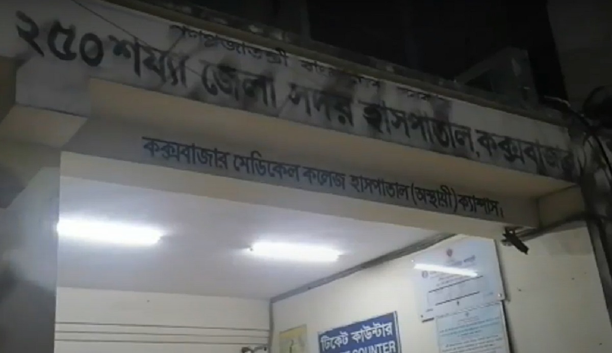 যুদ্ধাপরাধ মামলার সাক্ষী হওয়ায় মুক্তিযোদ্ধাকে কোপানোর অভিযোগ পৌর মেয়রের বিরুদ্ধে