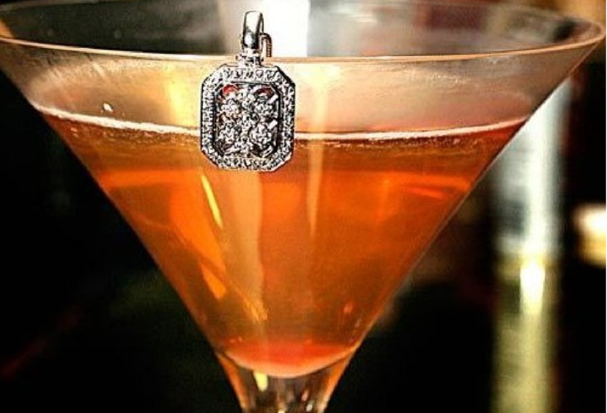 এক গ্লাস মদ কিনলেই হিরার আংটি ফ্রি! জানুন বিশ্বের সবচেয়ে দামি কিছু পানীয়ের নাম